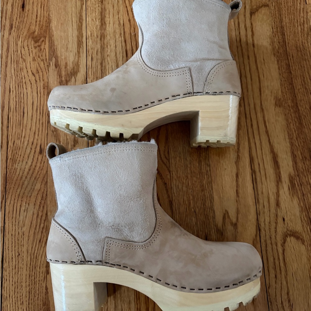 No. 6 Shearling Boot - Picture 3 of 6
